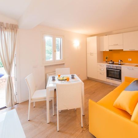 Residenze Dei Fiori Porto Rotondo Exterior foto