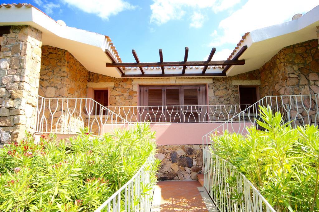 Residenze Dei Fiori Porto Rotondo Exterior foto