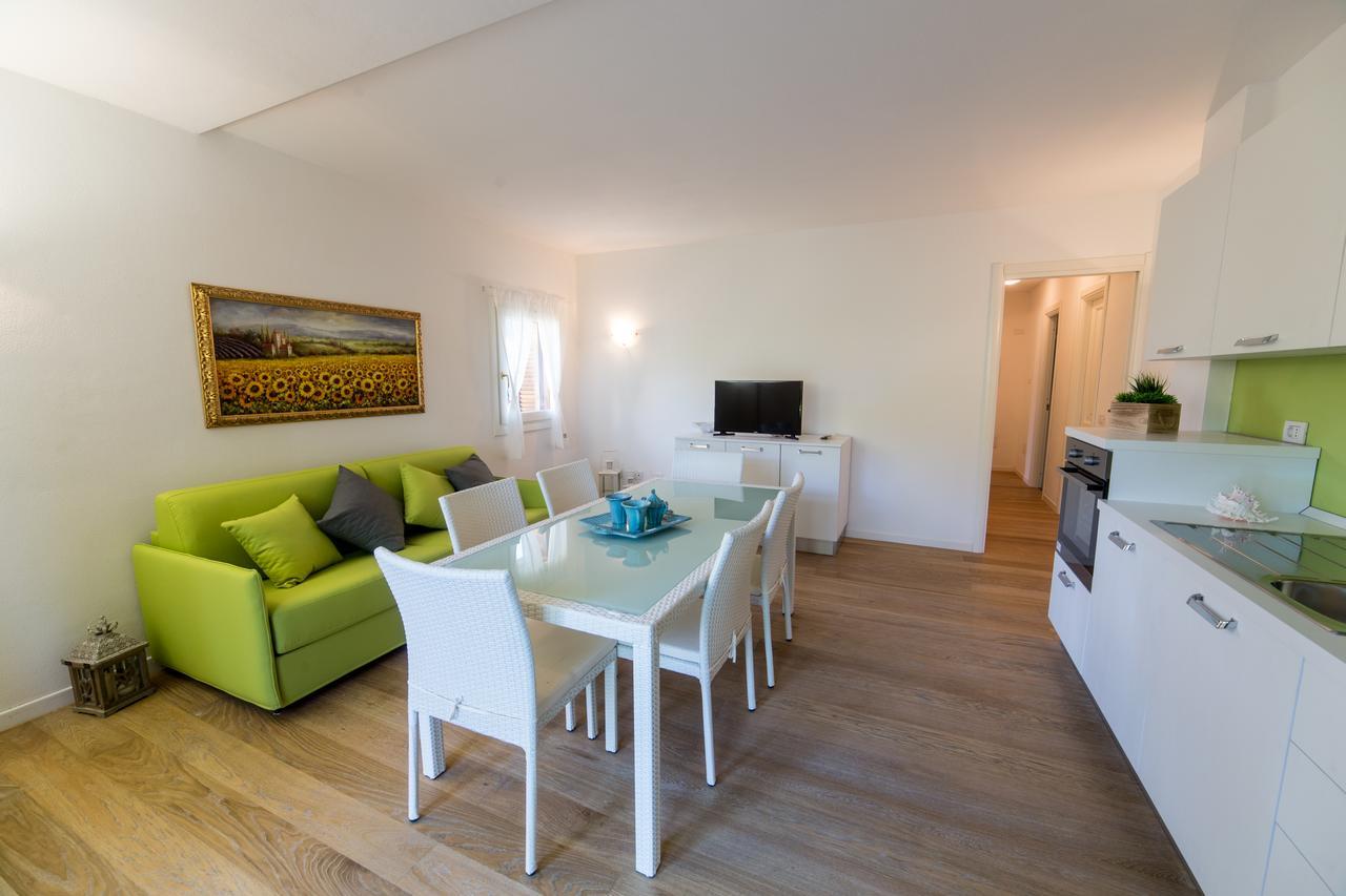 Residenze Dei Fiori Porto Rotondo Exterior foto