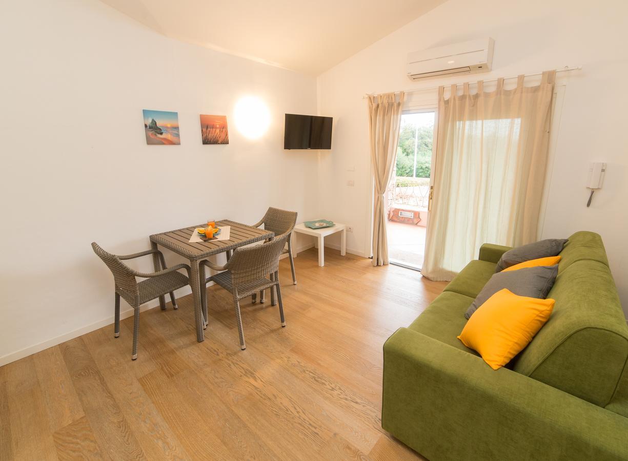 Residenze Dei Fiori Porto Rotondo Exterior foto