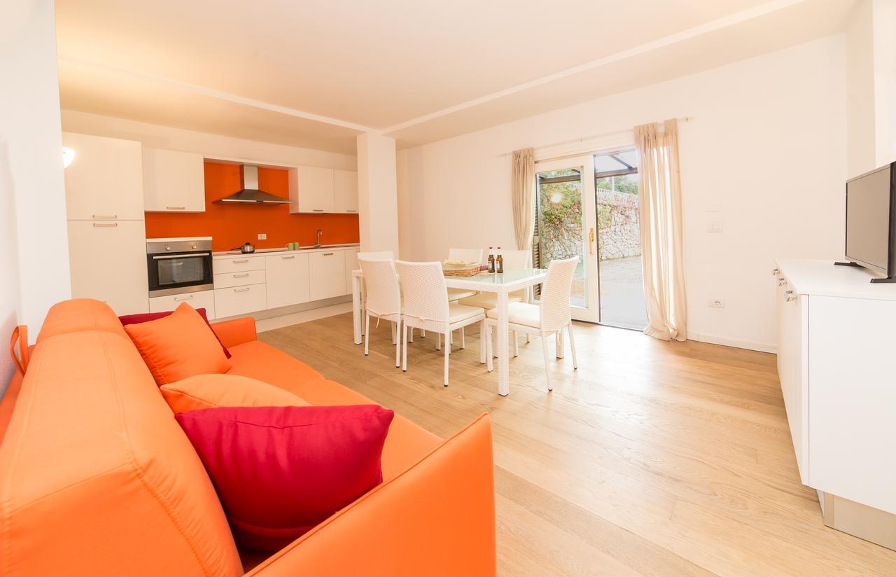 Residenze Dei Fiori Porto Rotondo Exterior foto